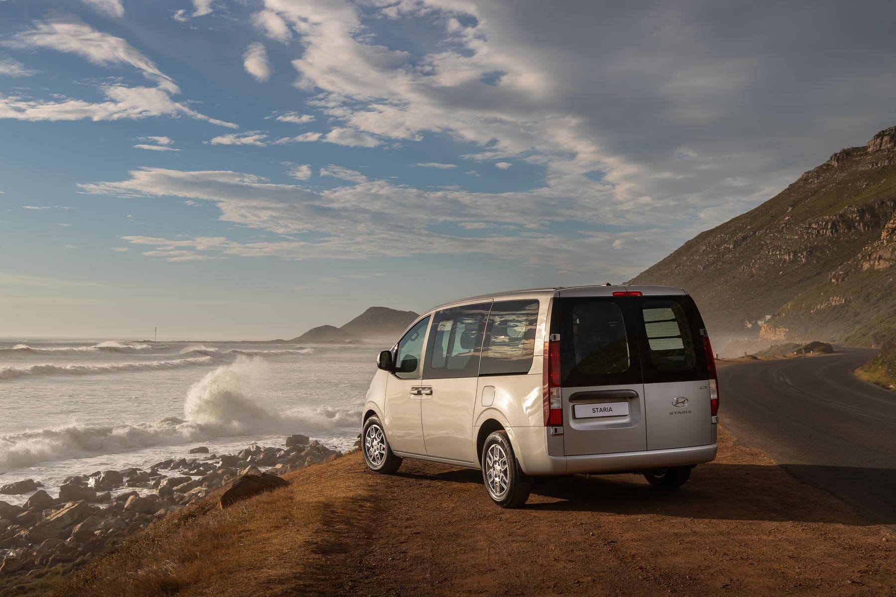 Hyundai Staria Executive